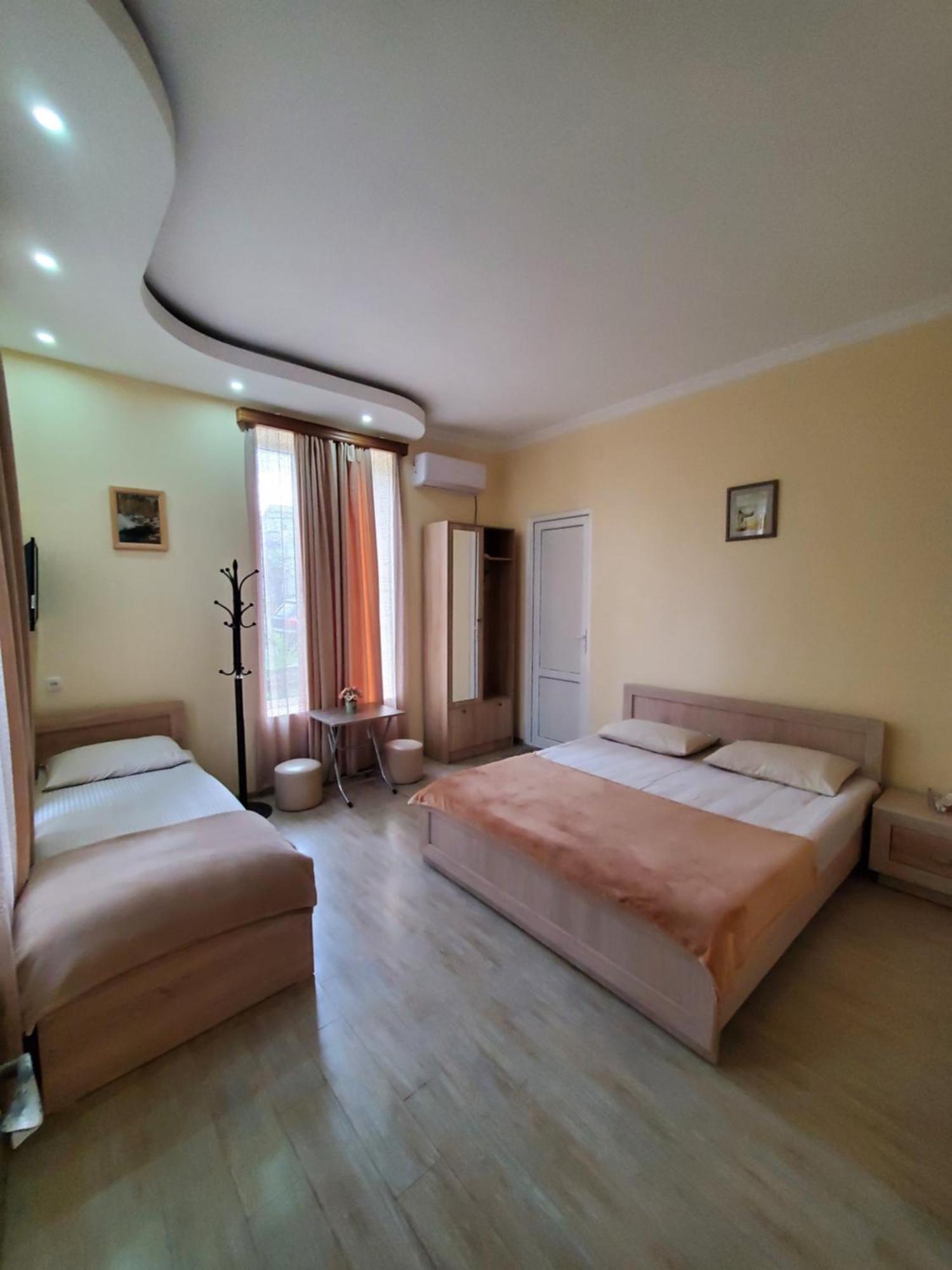 Maka Hotel Ureki Bagian luar foto