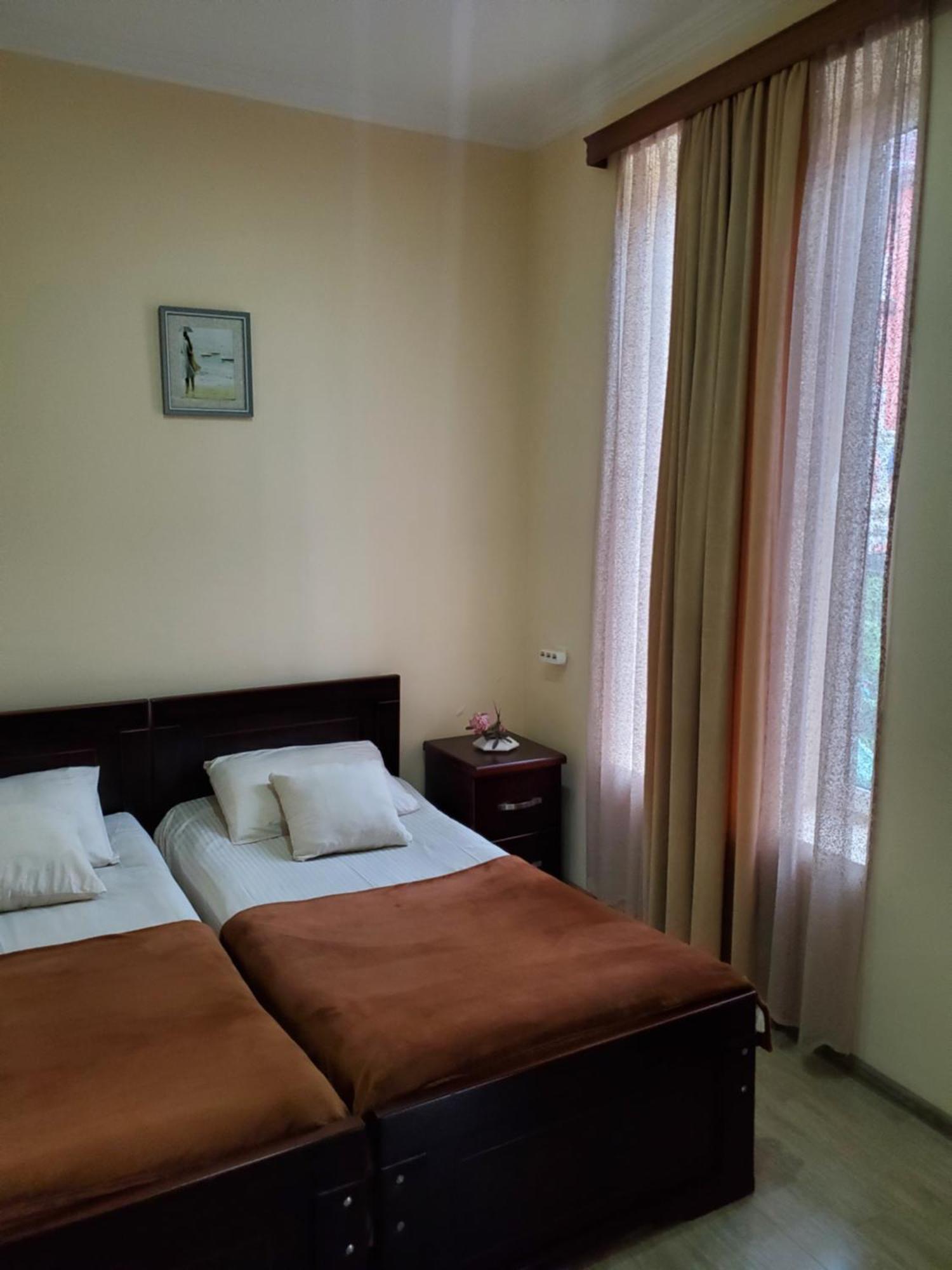 Maka Hotel Ureki Bagian luar foto